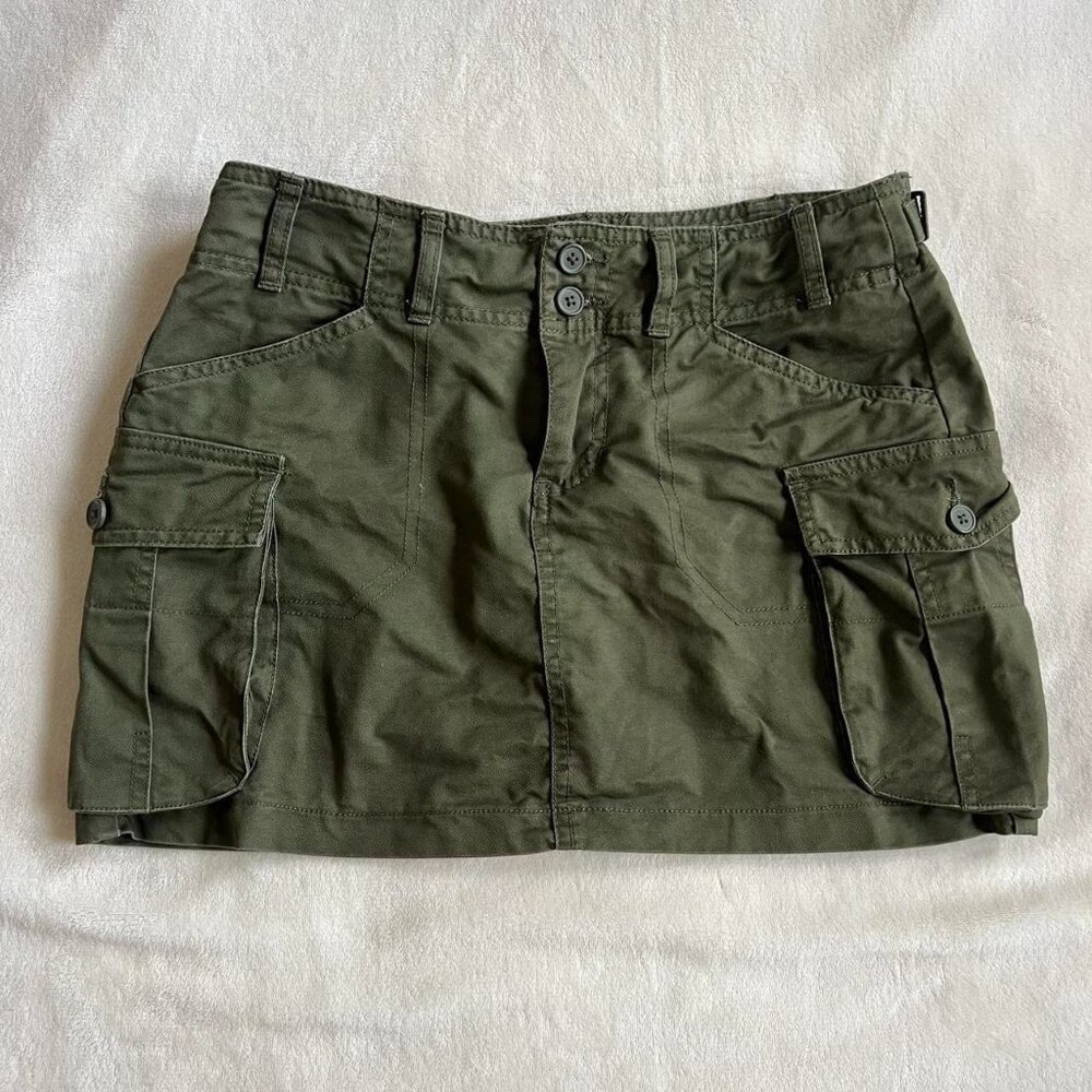 Brandy Melville Green Cargo Mini Skirt fits XS/S